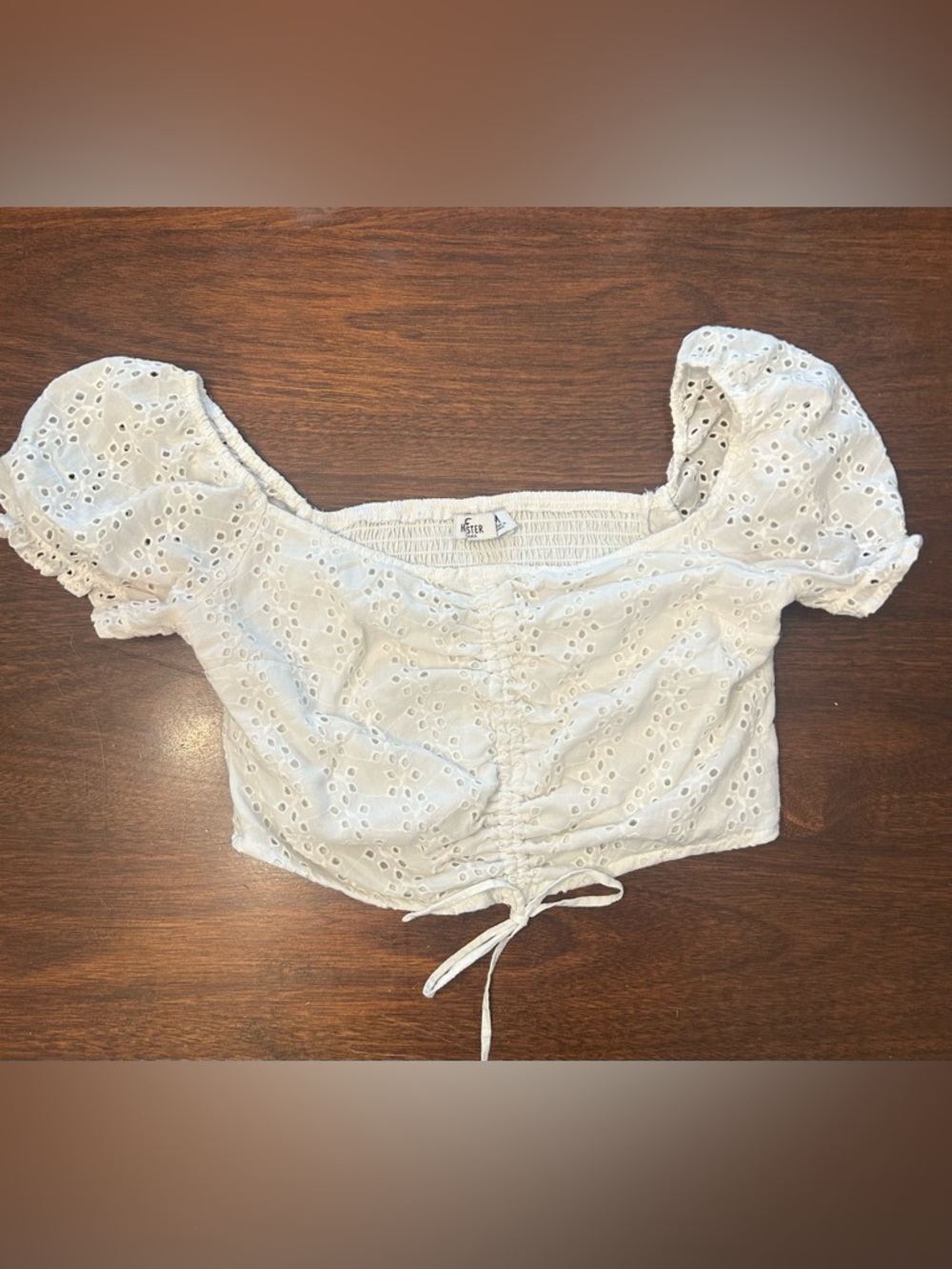 Hollister White Eyelet Puff Sleeve Cropped Top with Front Tie